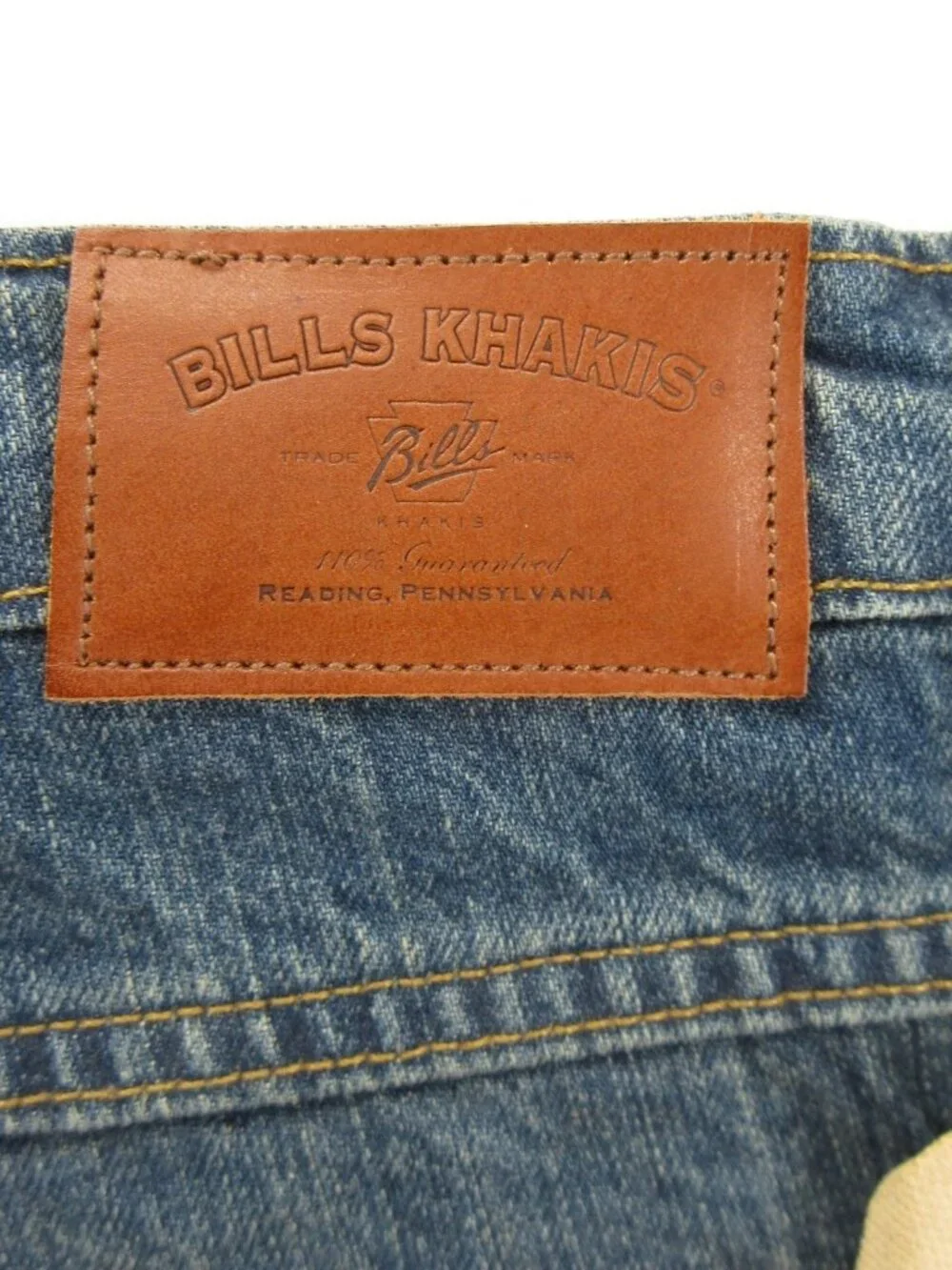 Bills Khakis Jeans 44X32 Straight Denim Classic Fit Vintage Wash NEW